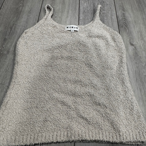 KIKIT SUPER SOFT TANK !! - Picture 1 of 6